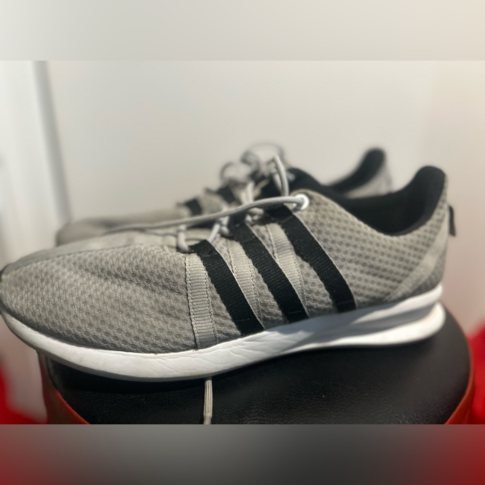 Adidas SL Loop - Picture 2 of 7